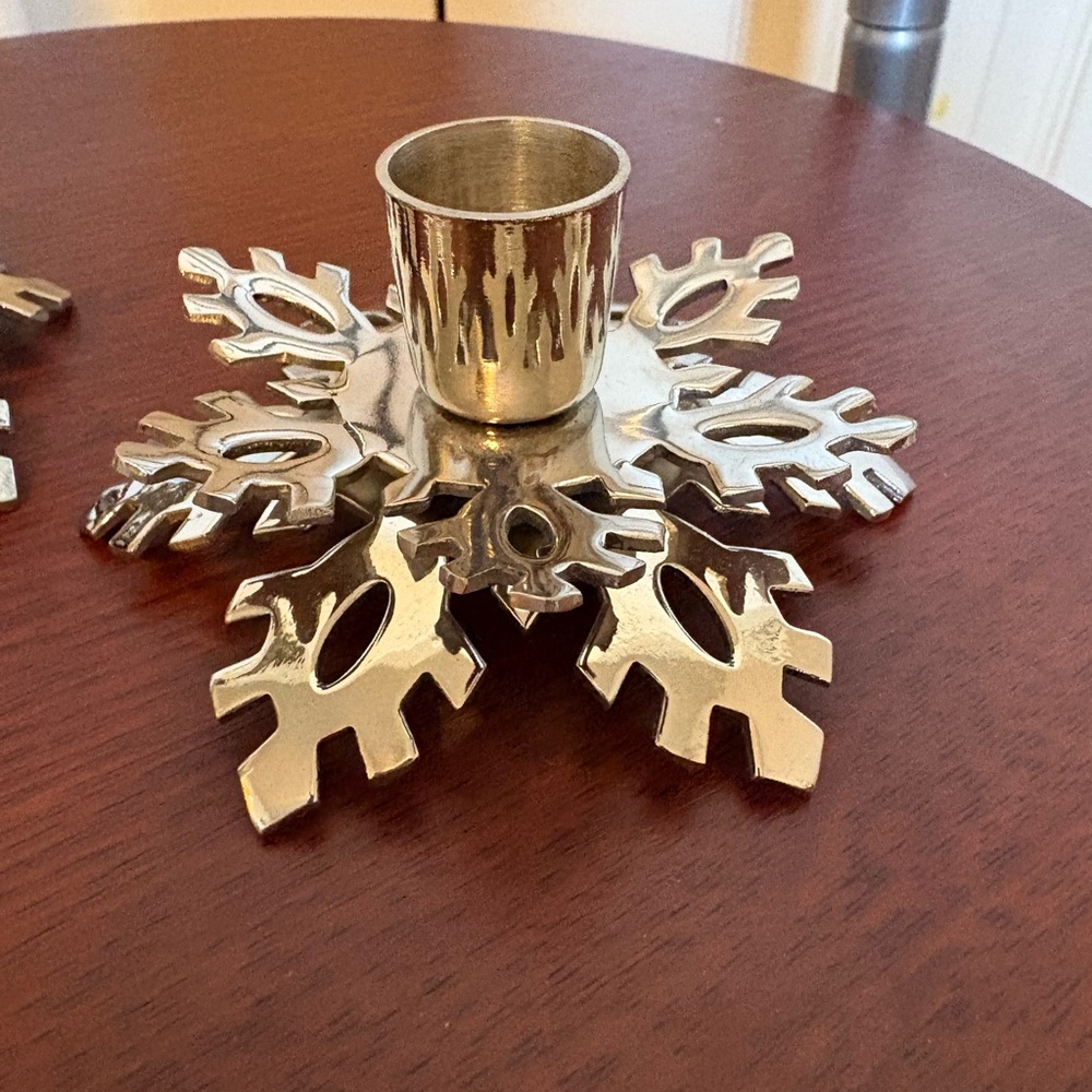 Silver Snowflake Candle Holder